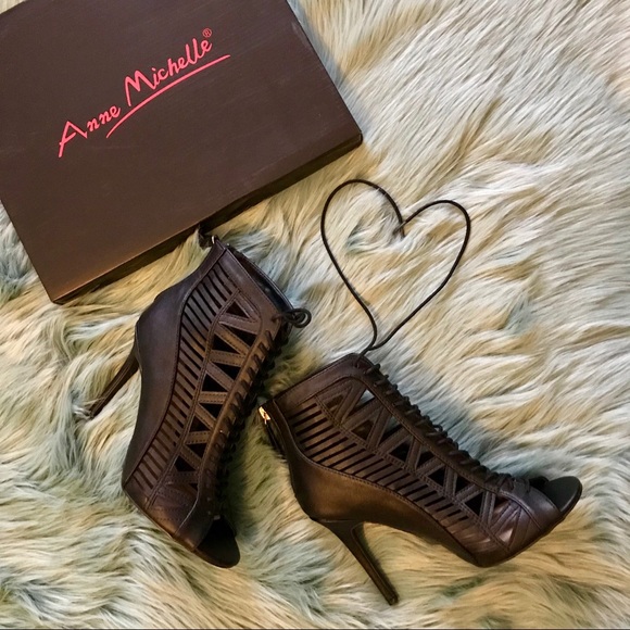 Anne Michelle Shoes - Anne Michelle black heels